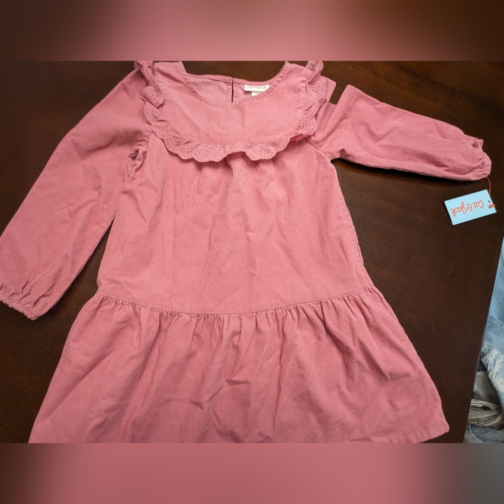 Pink 🩷 dress brand new, person for spring